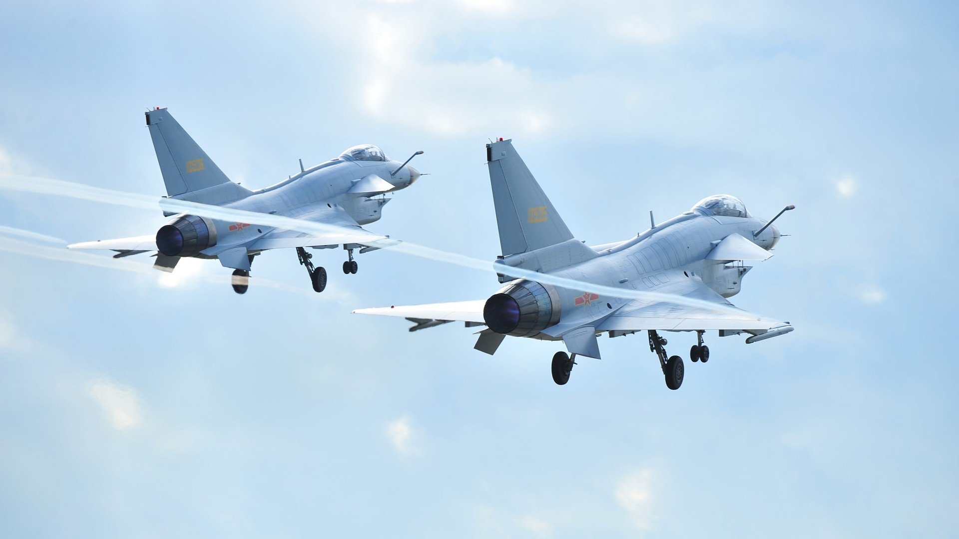 拉文在关键时刻连中跳投公牛顶住压力，拉文50分公牛遭逆转